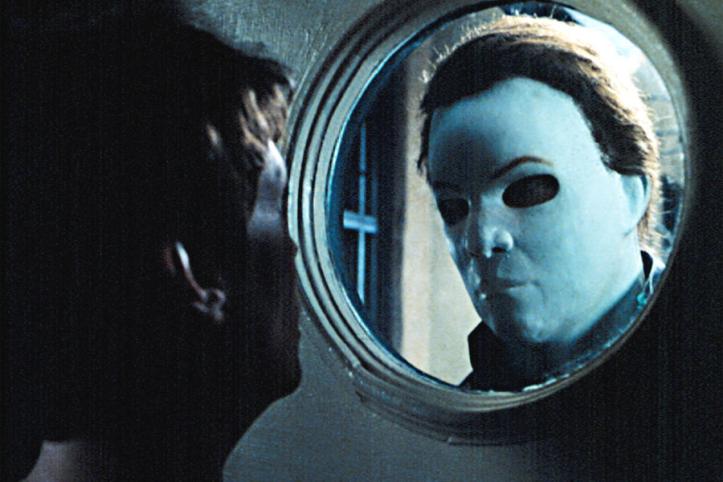 HALLOWEEN H20: 20 YEARS LATER, Jamie Lee Curits, Chris Durand (as Michael Myers,) 1998.